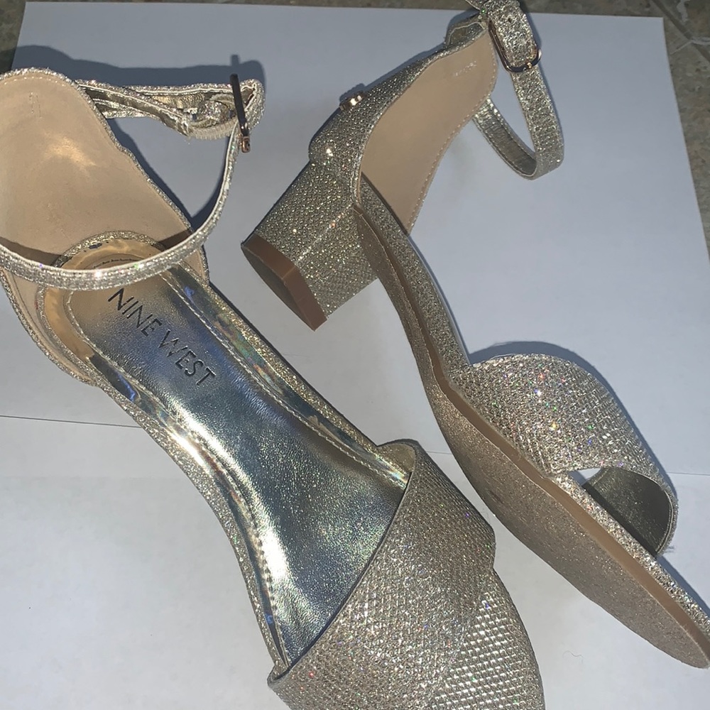 Size 1 in kids, never worn, silver Nine West brand